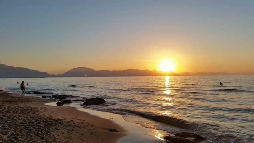 Summer Dream La Casa Sul Mare Трапето Екстериор снимка